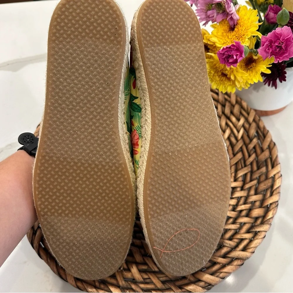 TOMS Tropical Argentina Classic Slip On Shoes - Picture 5 of 5